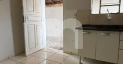 Casa para Alugar com 1 Quarto e Garagem para Moto