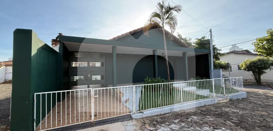 Casa Comercial com 3 Quartos