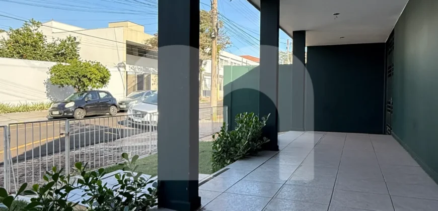 Casa Comercial com 3 Quartos