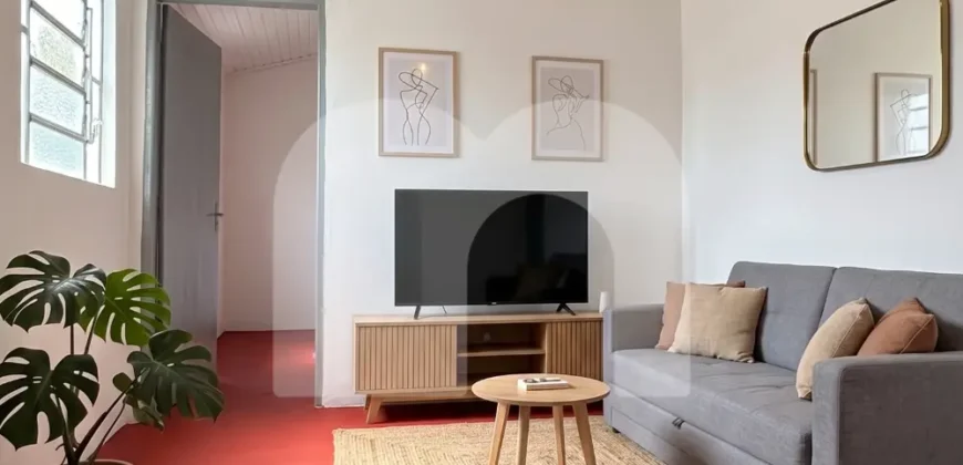 Casa de Fundos 1 Quarto