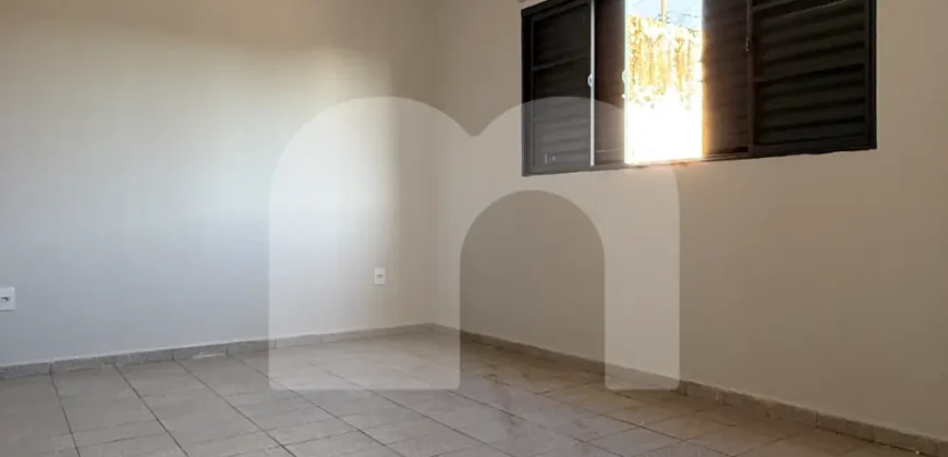 Casa com 2 Quartos para Alugar