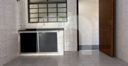 Casa com 2 Quartos para Alugar