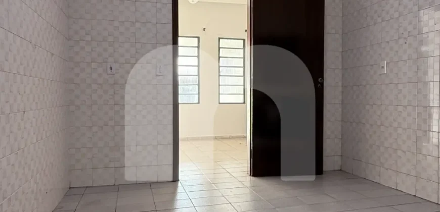 Casa com 2 Quartos para Alugar