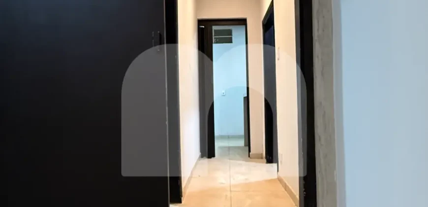 Casa 2 Quartos no Centro para Alugar