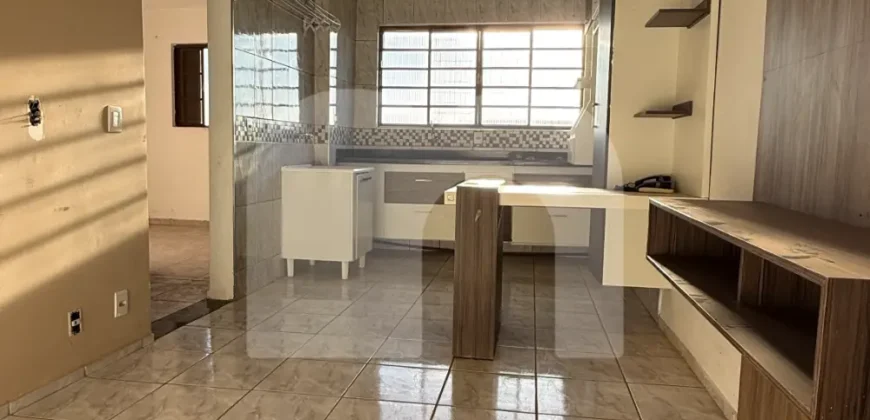 Apartamento 2 Quartos com Armários para Alugar