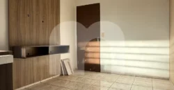 Apartamento 2 Quartos com Armários para Alugar