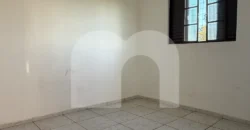 Apartamento 2 Quartos com Armários para Alugar