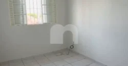 Aluga Casa 2 Quartos com Quintal Amplo