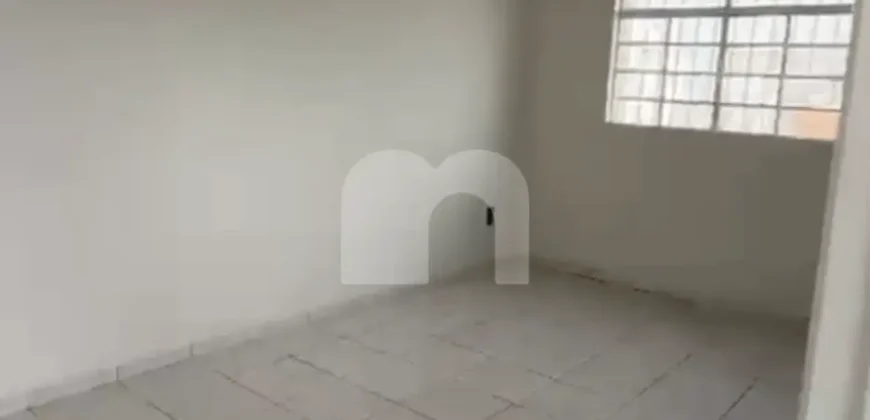 Aluga Casa 2 Quartos com Quintal Amplo